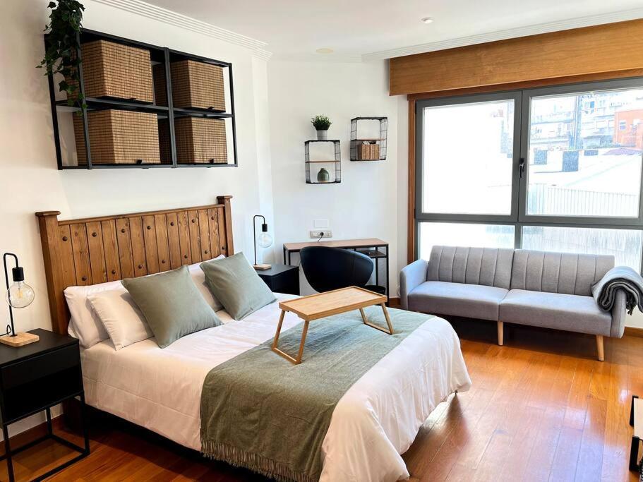 Central Suites Poli Sanz Vigo Bagian luar foto